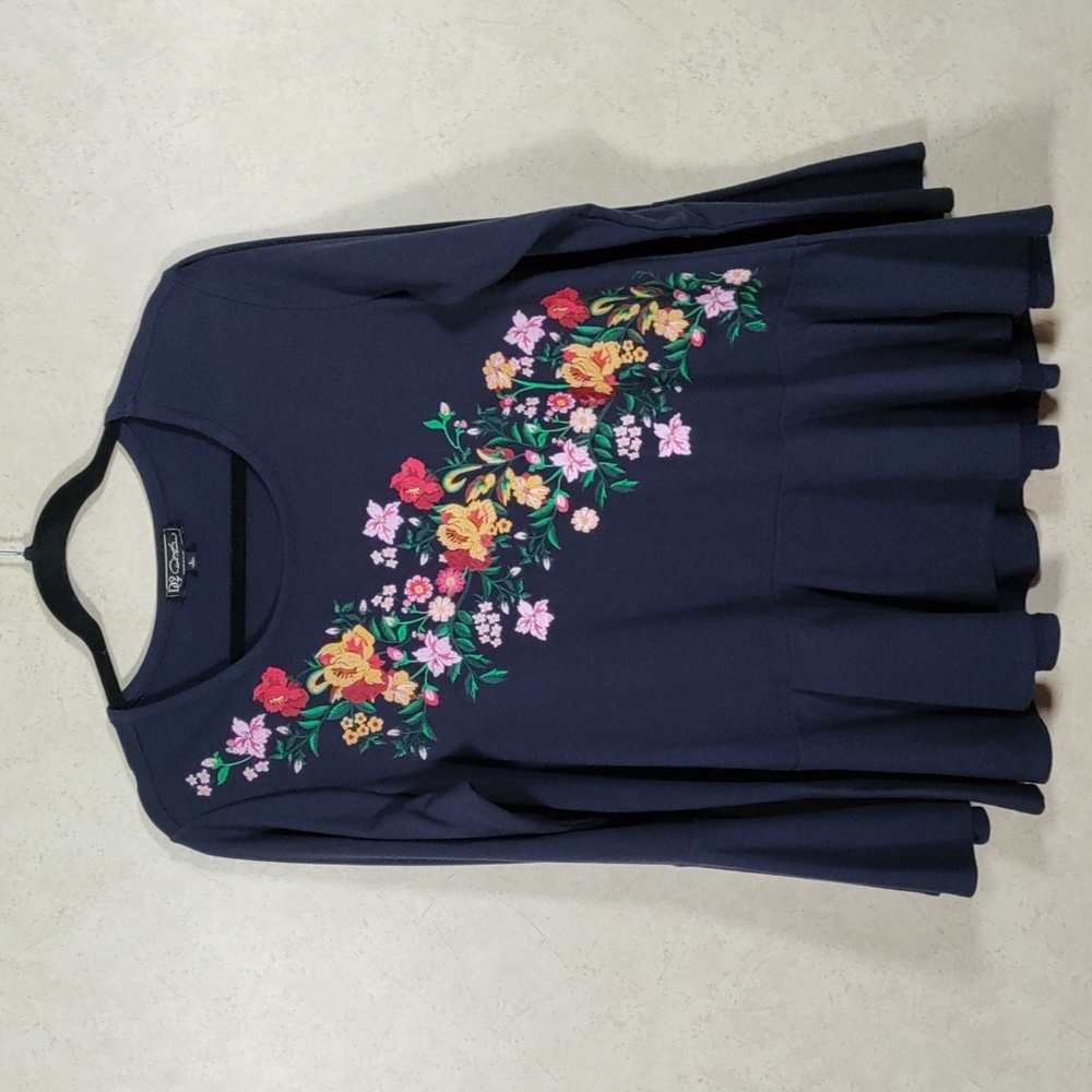 4091 DG2 by Diane Gilman navy L/S floral embroidery shirt L